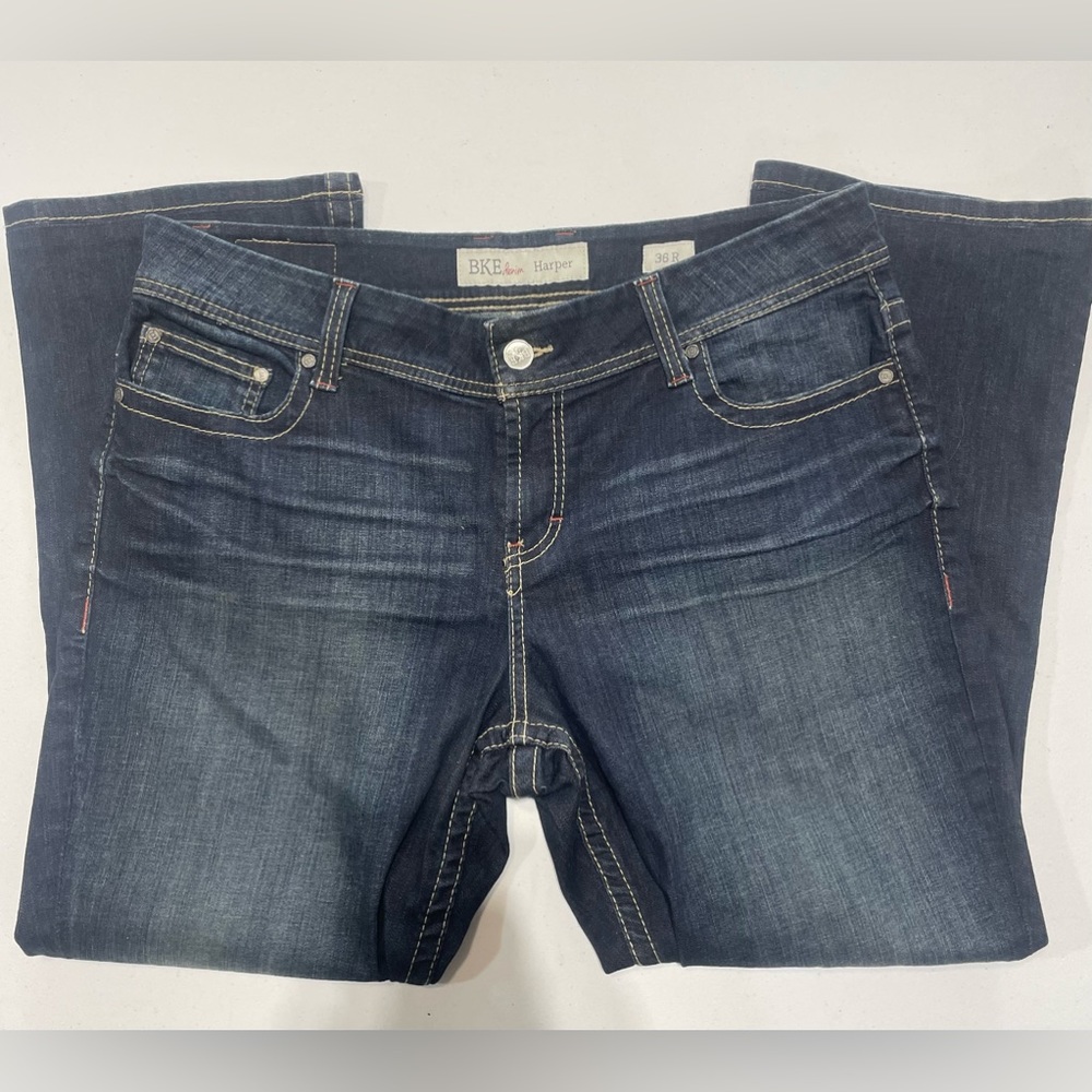 Buckle BKE Taylor 36 Capris. Brand new without tags.